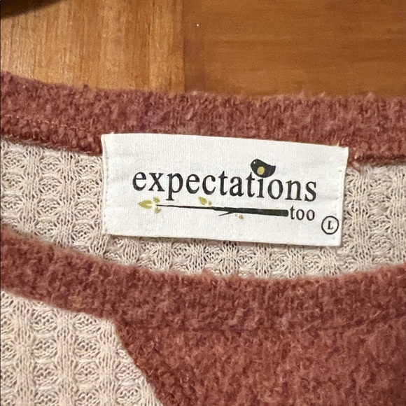 Top! - Picture 3 of 5